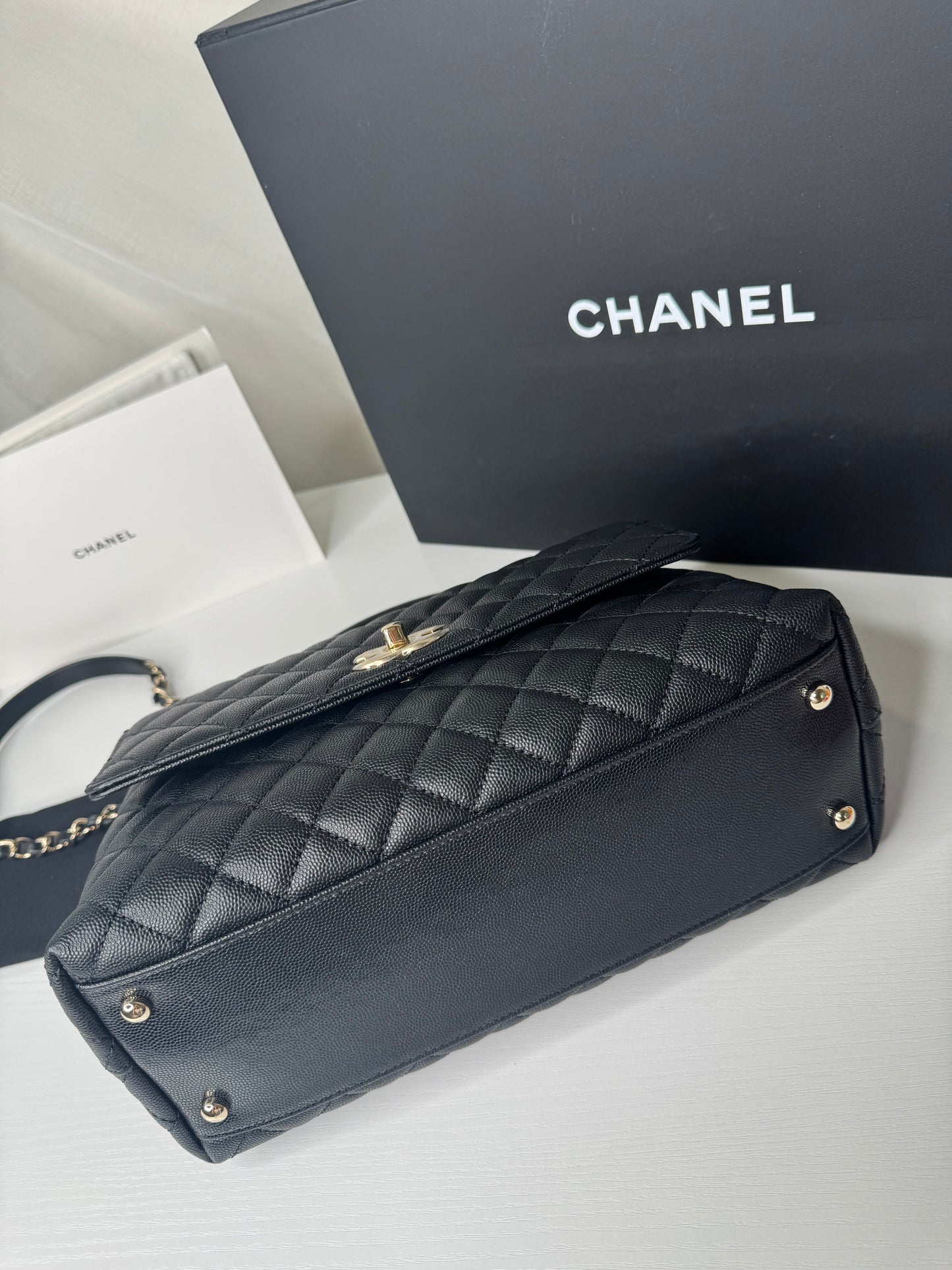 Chanel Caviar Coco Medium GHW