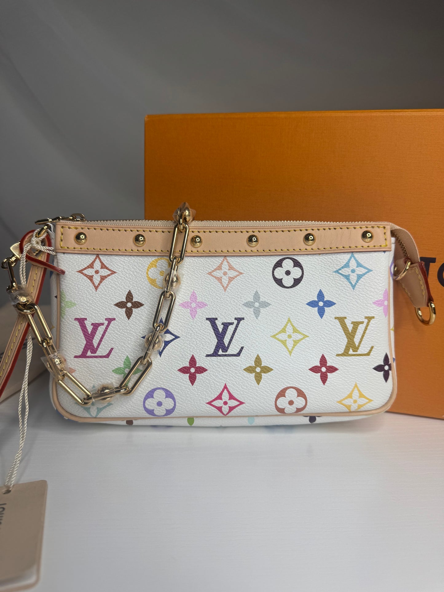 LV Murakami Pochette