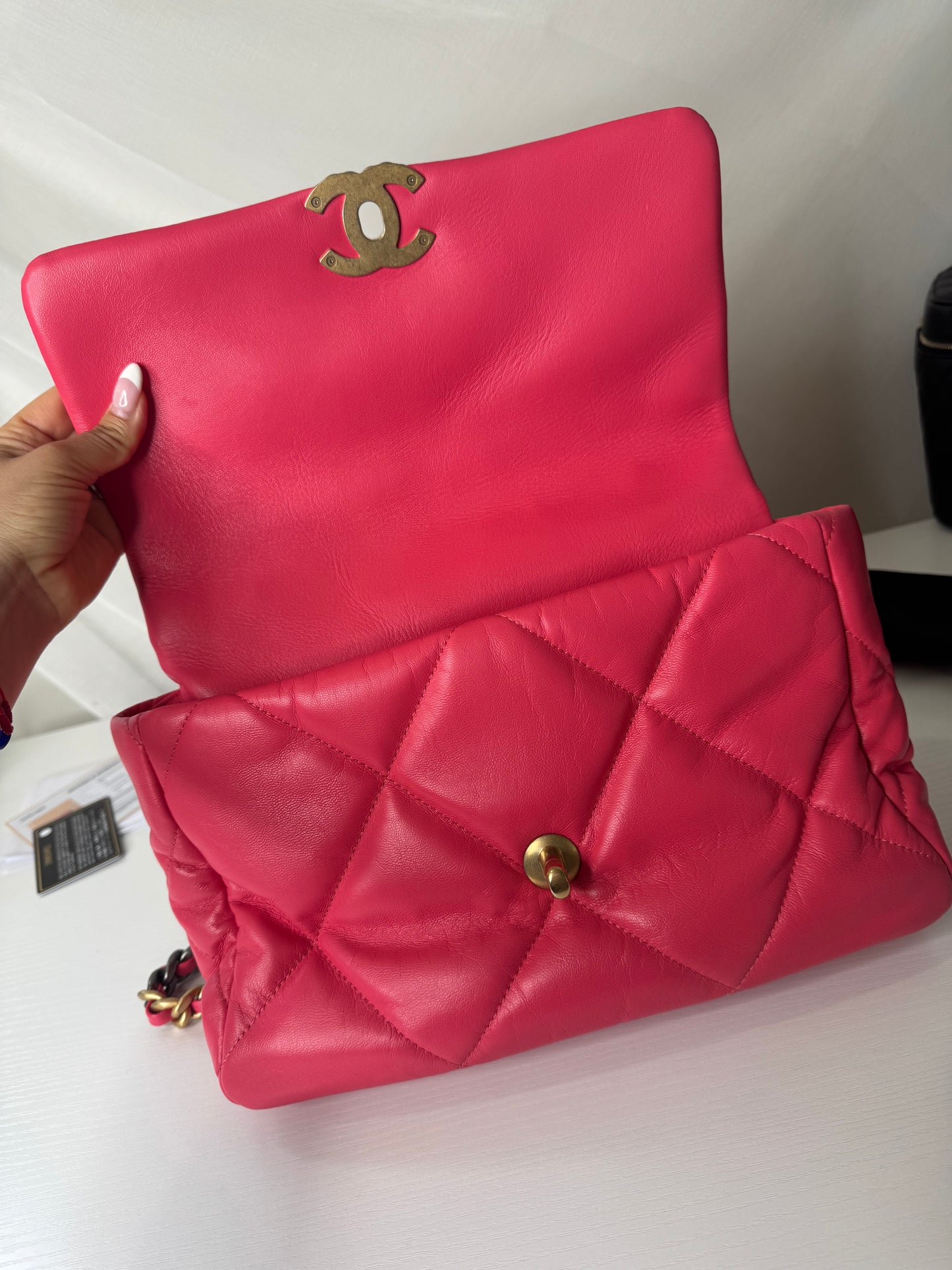 Chanel 19 Large Pink