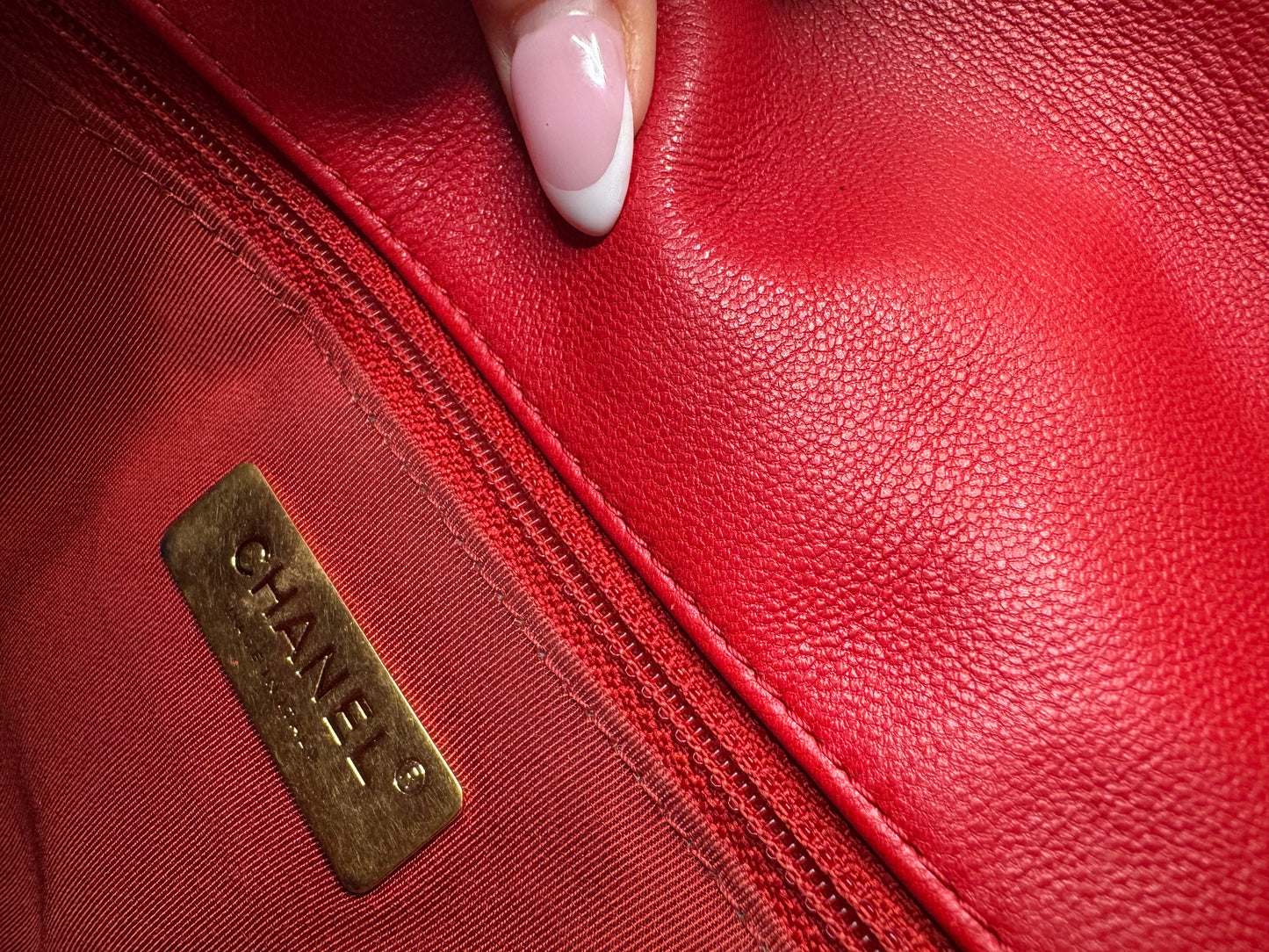 Chanel 19 Small/Medium