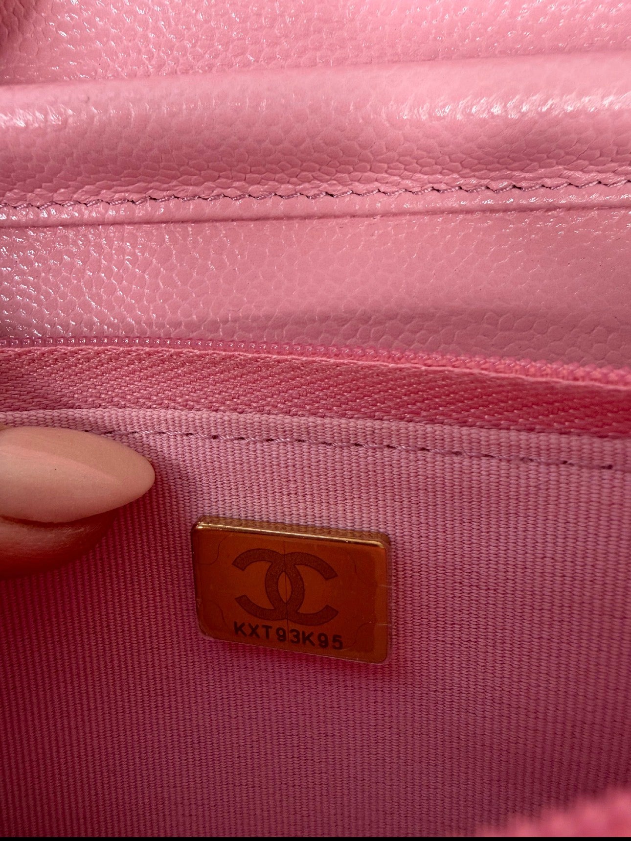 CC Caviar WOC Pink