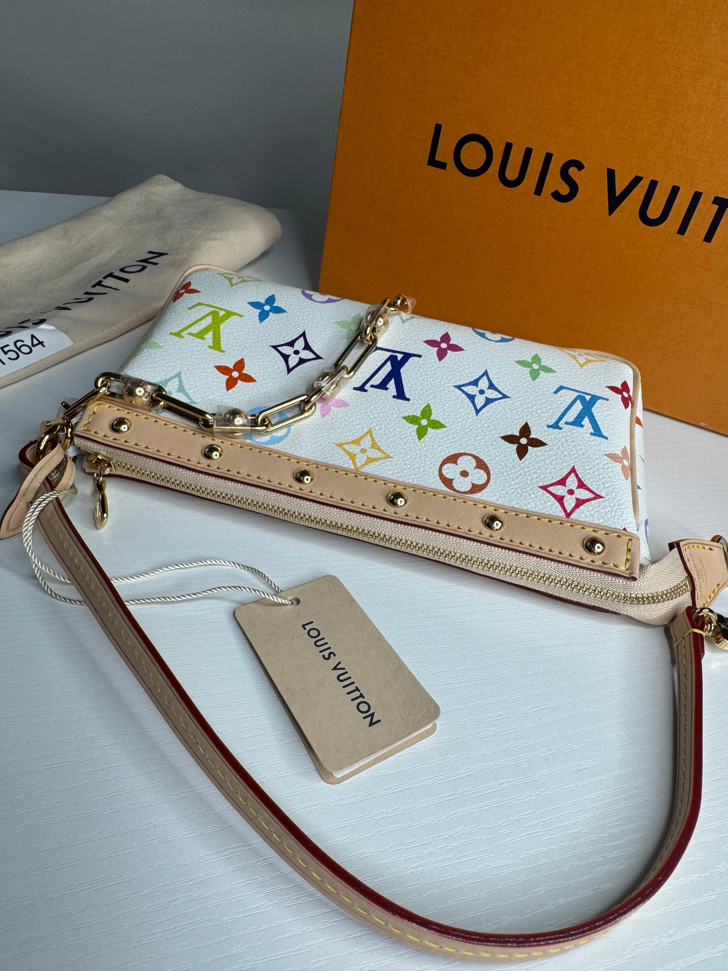 LV Murakami Pochette