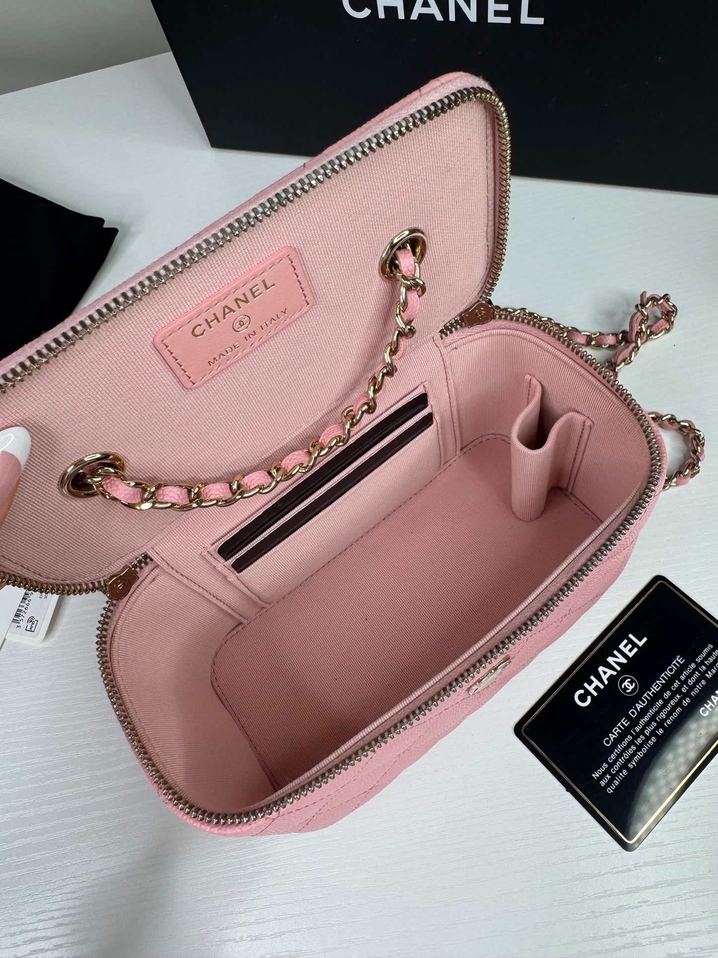 Chanel Caviar Vanity Pink GHW