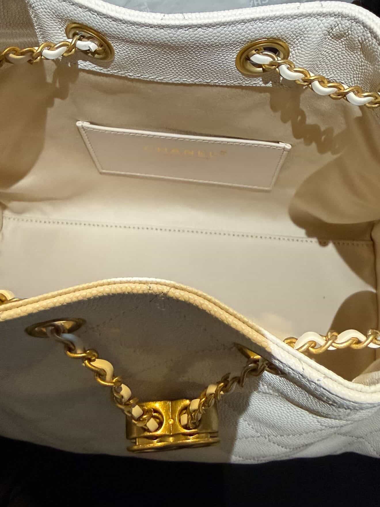 White Chanel 25 Caviar Small GHW
