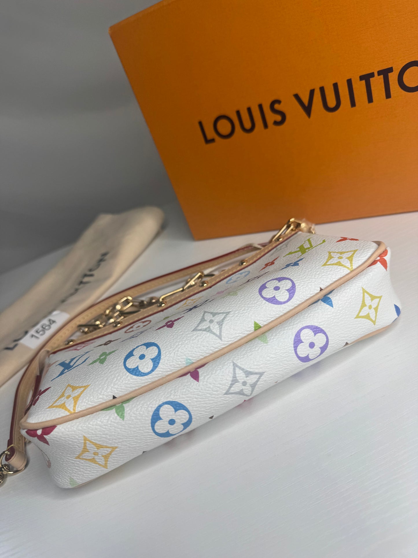 LV Murakami Pochette