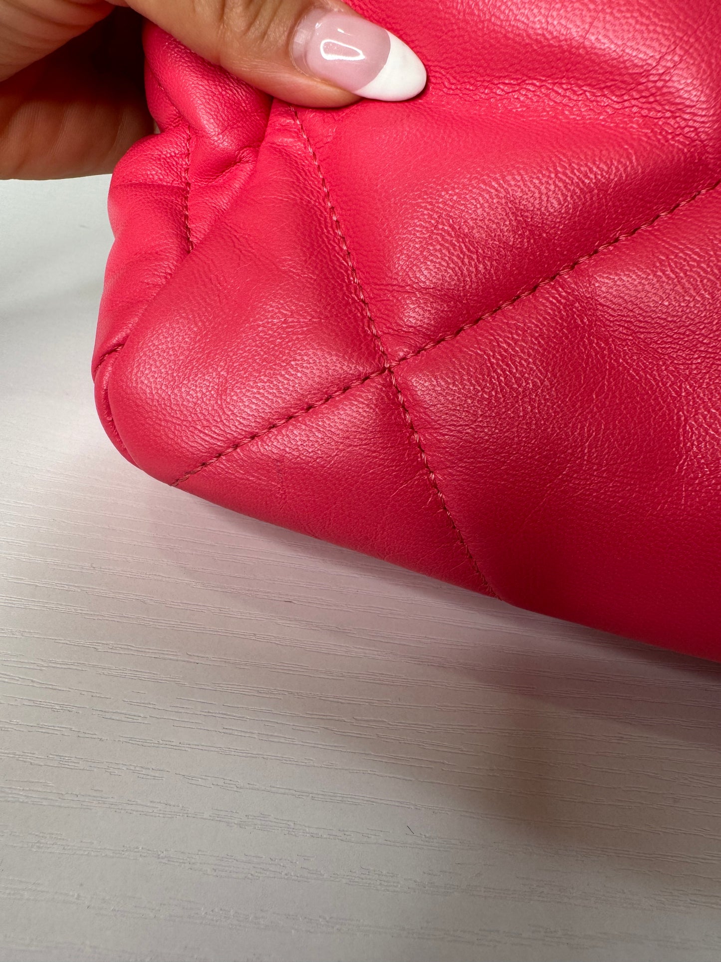 Chanel 19 Large Pink
