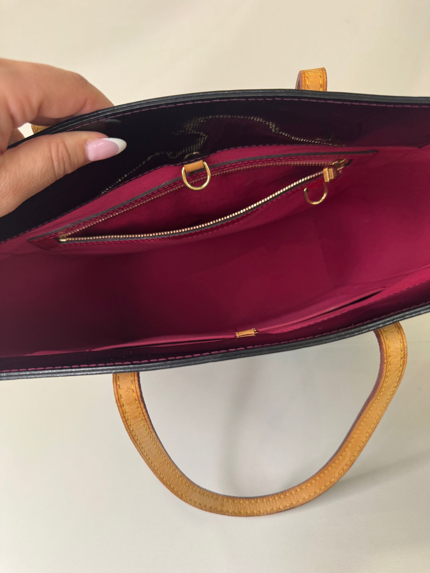 LV Catalina Tote Vernis
