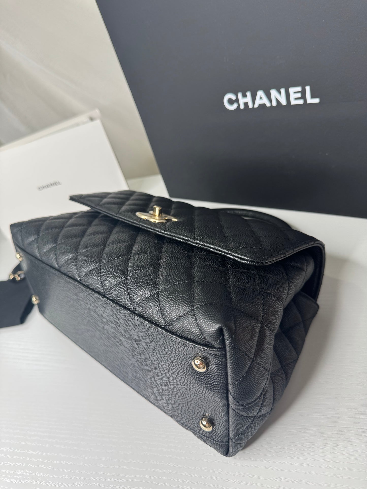 Chanel Caviar Coco Medium GHW