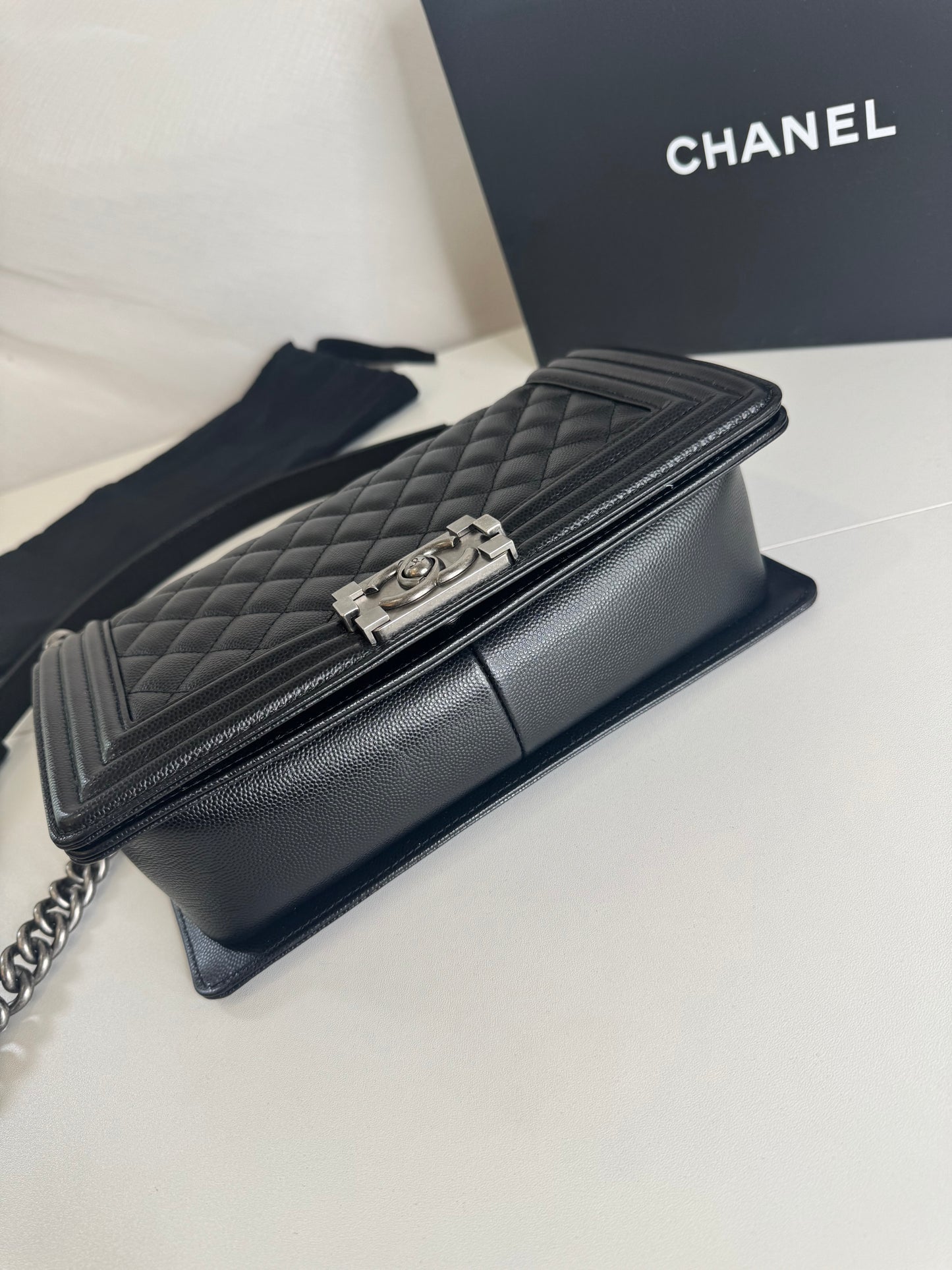 Chanel Caviar Boy Medium