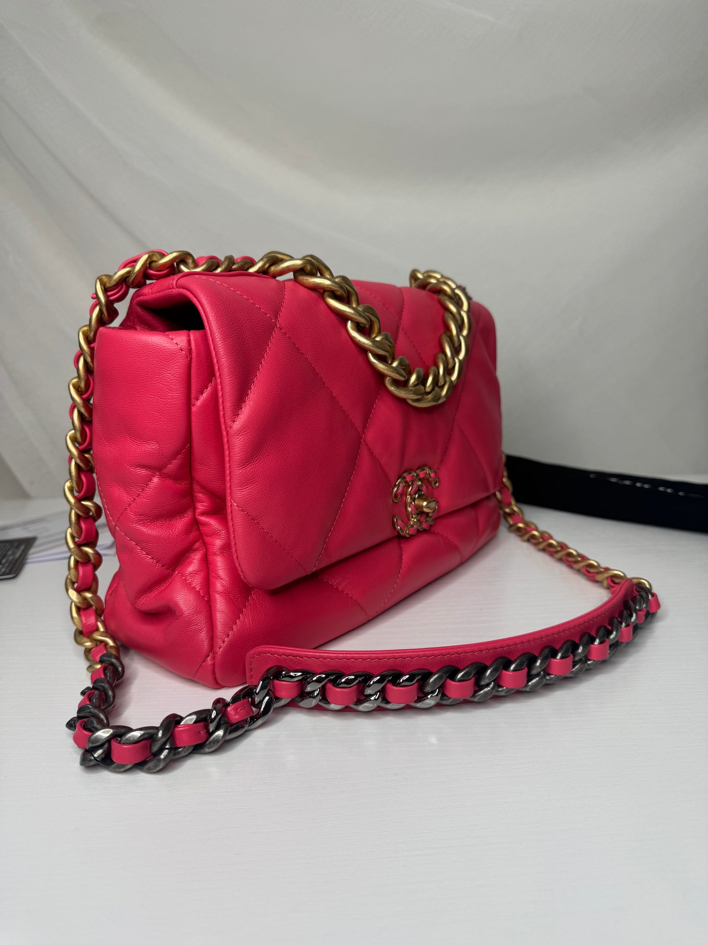 Chanel 19 Large Pink