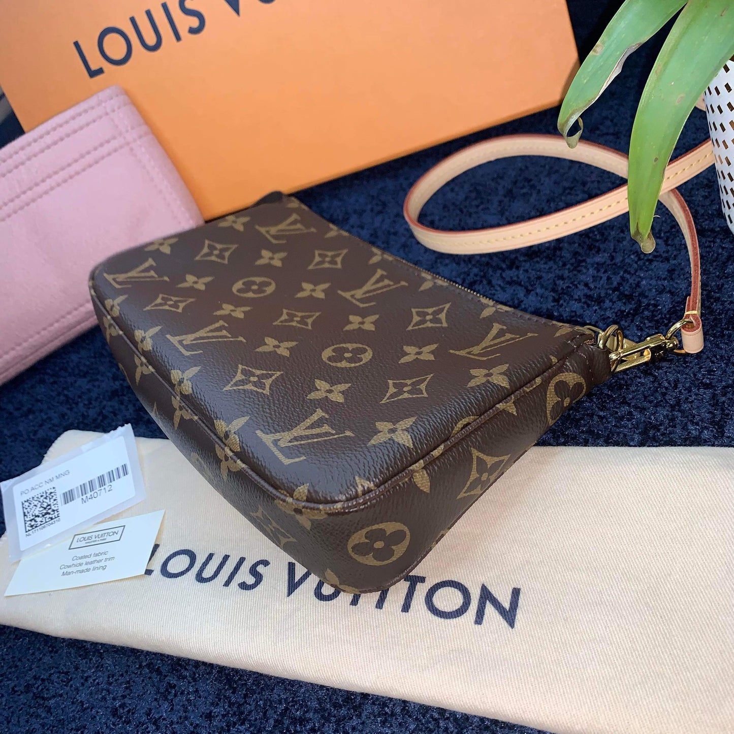 SOLD!! NM Pochette Accessoires
