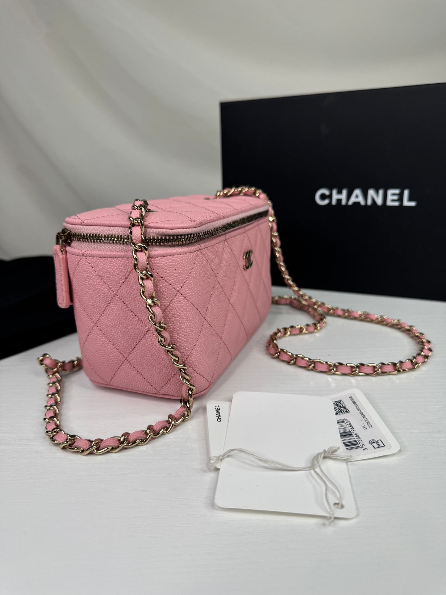 Chanel Caviar Vanity Pink GHW