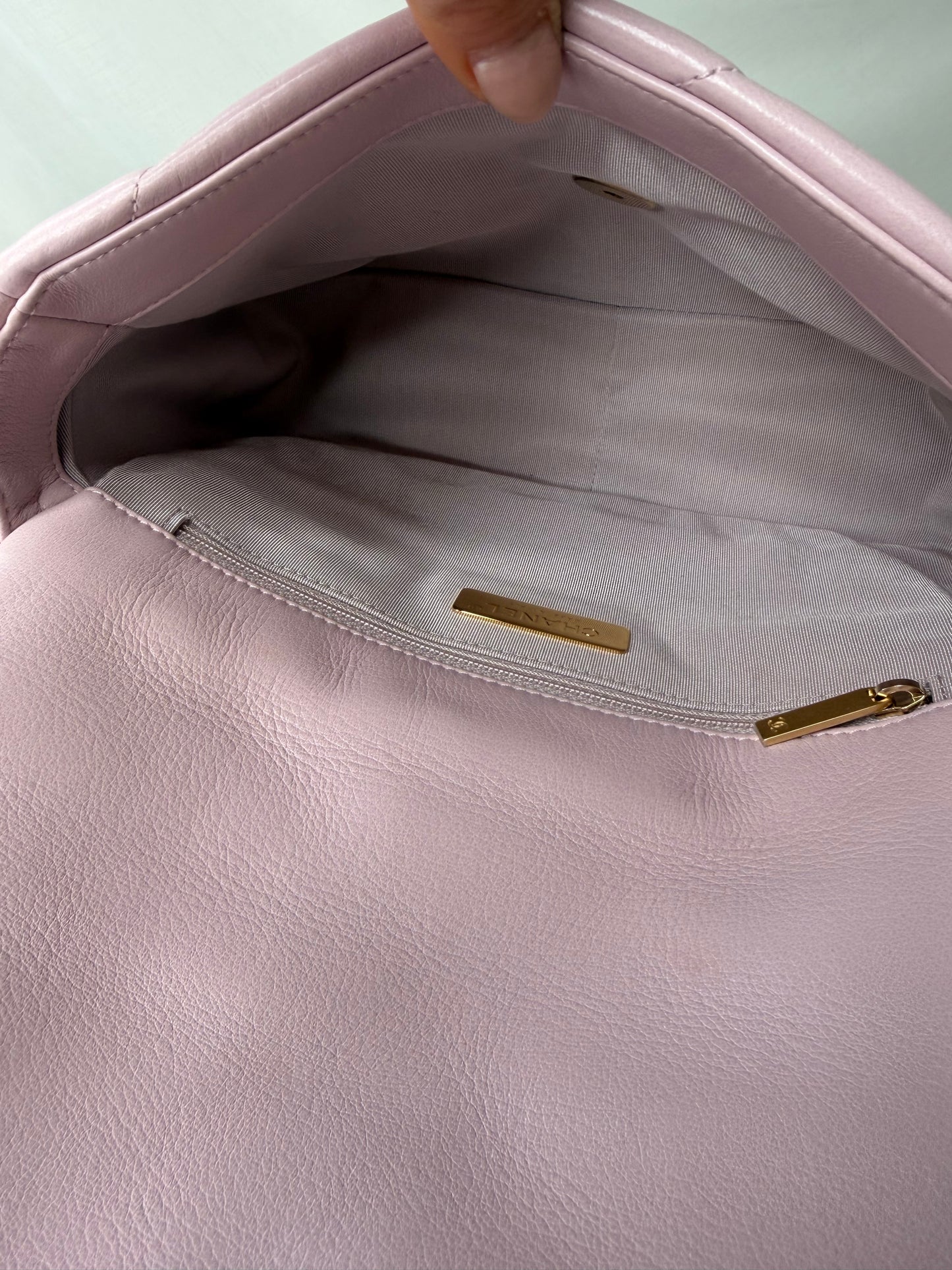 Chanel 19 Small-Medium Pink