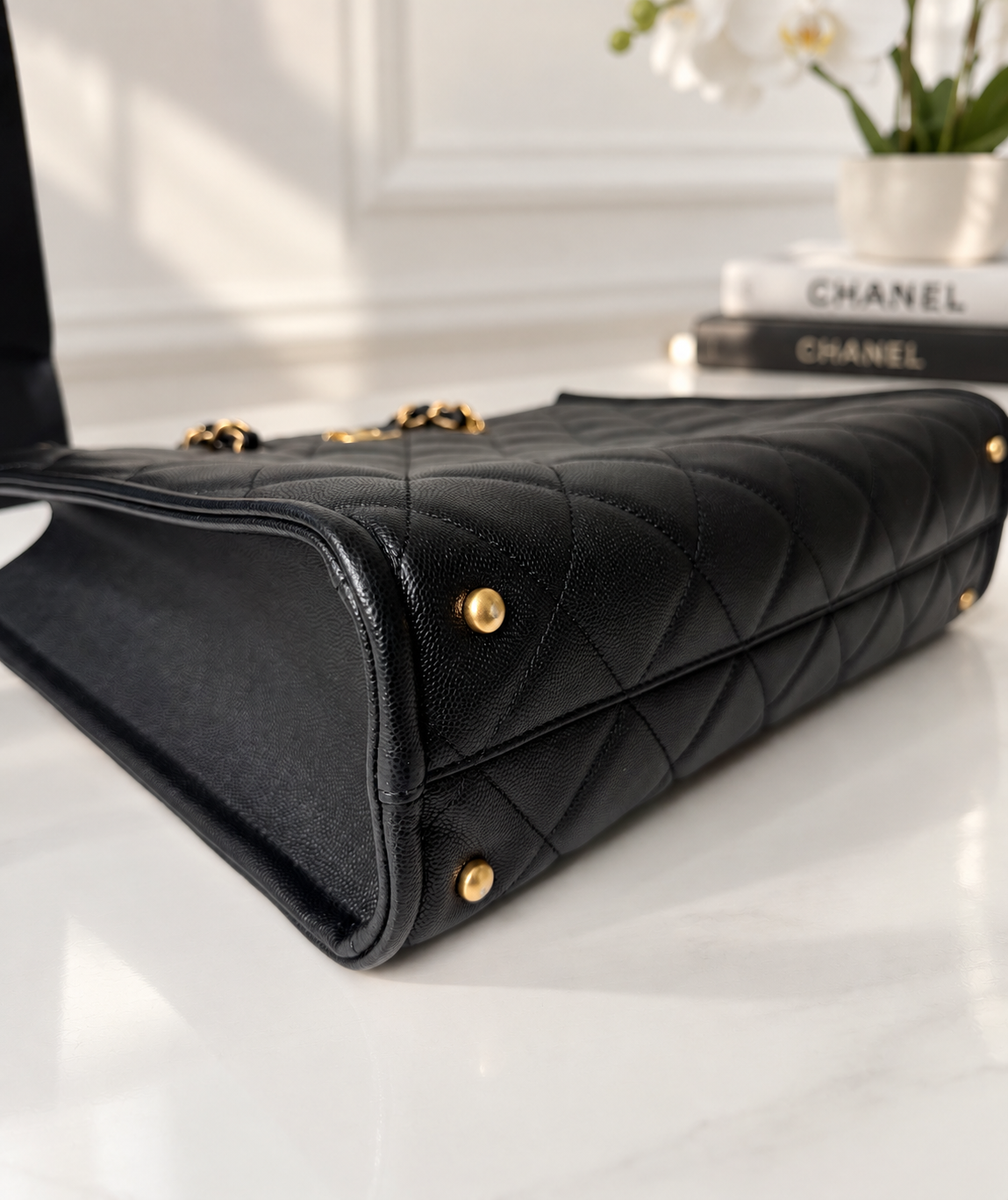 Chanel Caviar 2 in 1 Tote w/ Pouch