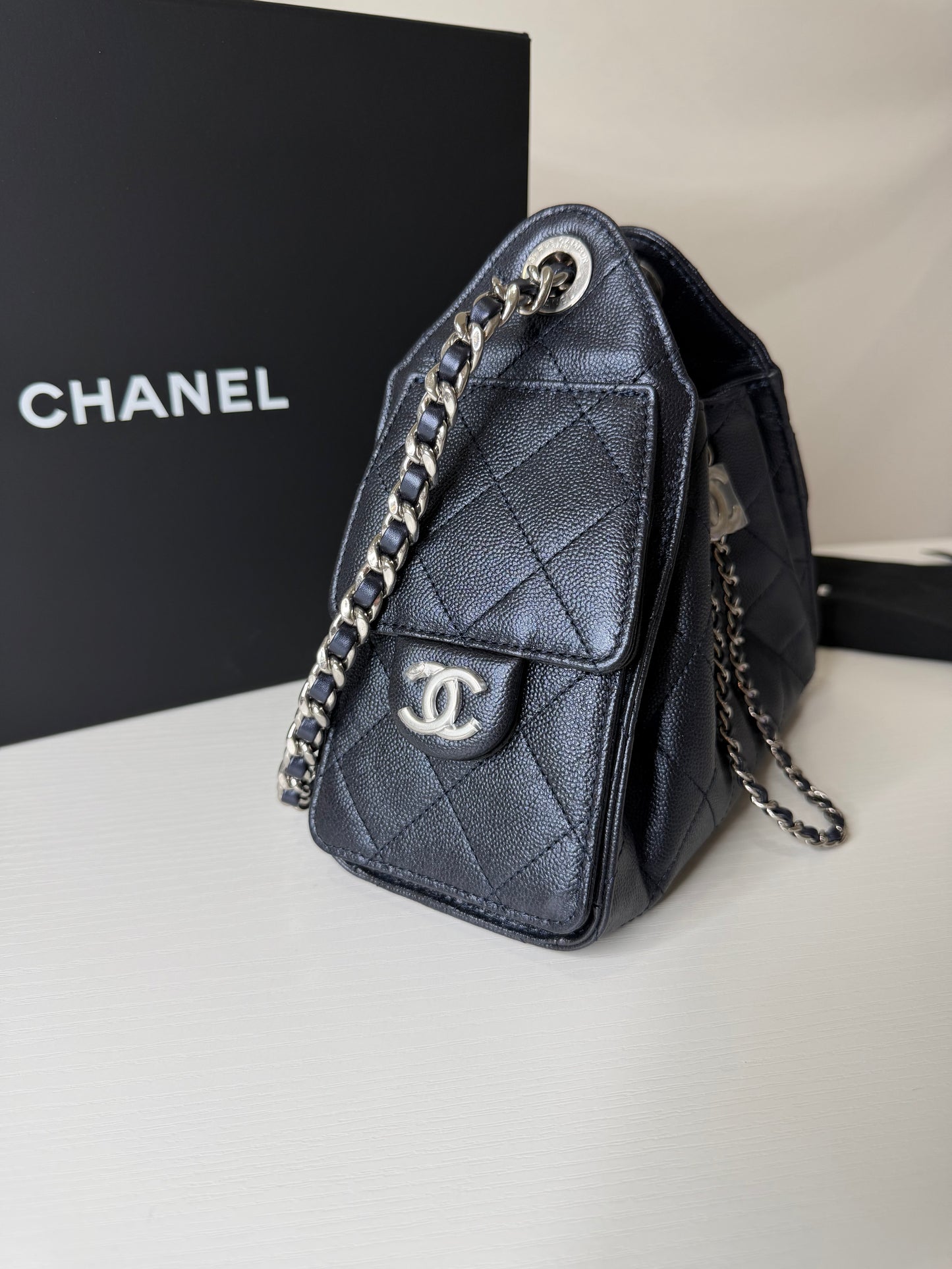 Chanel 25 Caviar Mini Metallic Navy
