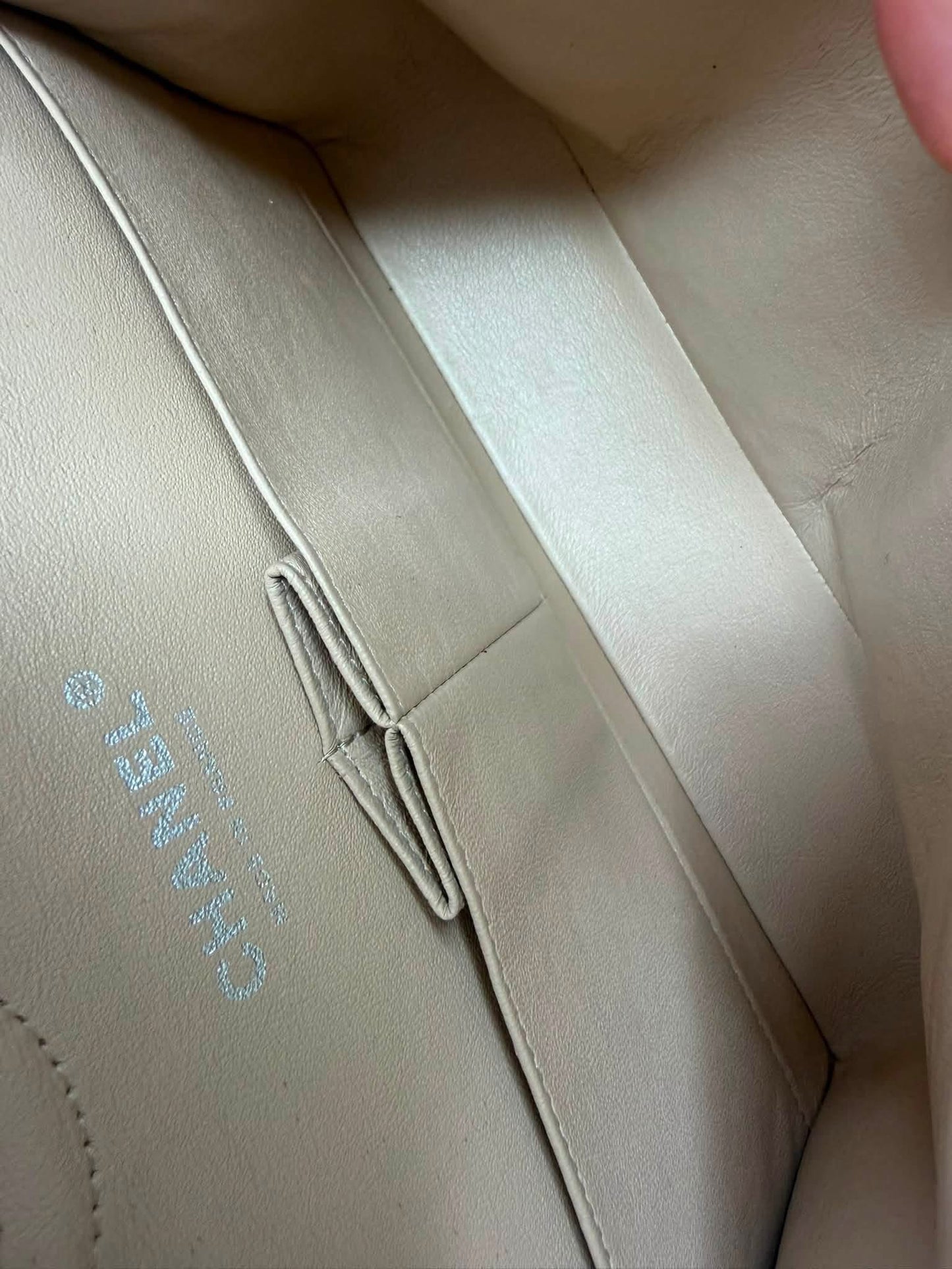 Chanel Caviar Medium Beige SHW