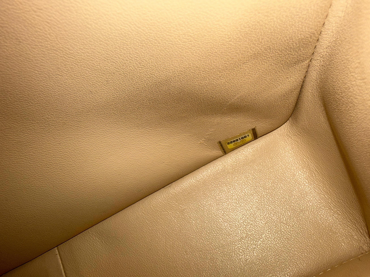 Chanel Caviar Classic Flap Jumbo