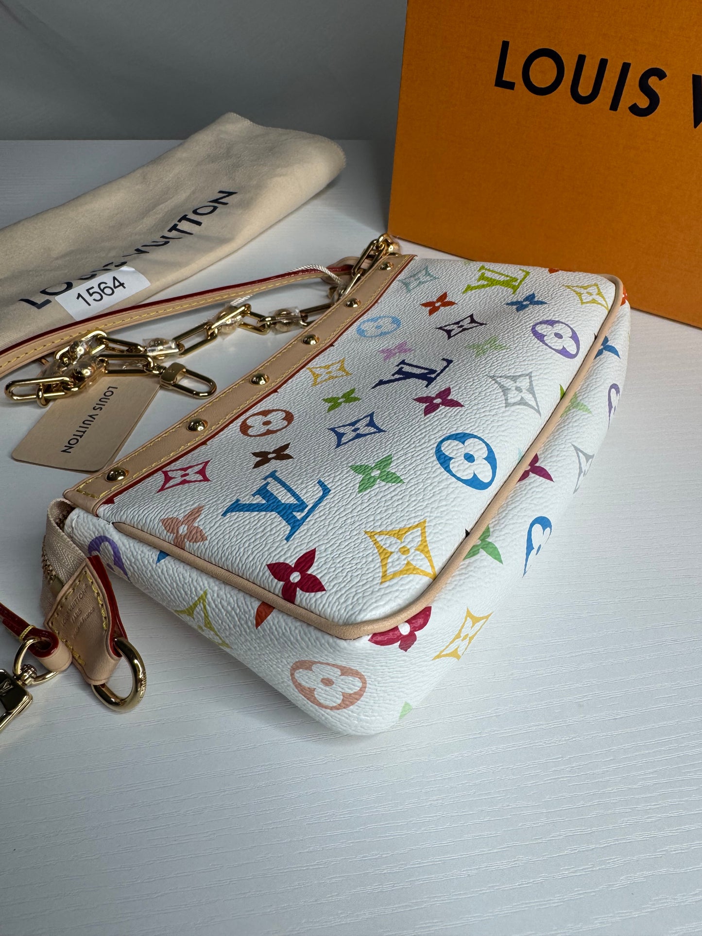 LV Murakami Pochette