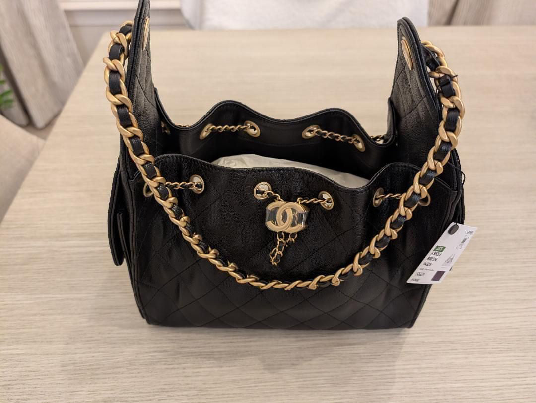 Chanel 25 Small Caviar