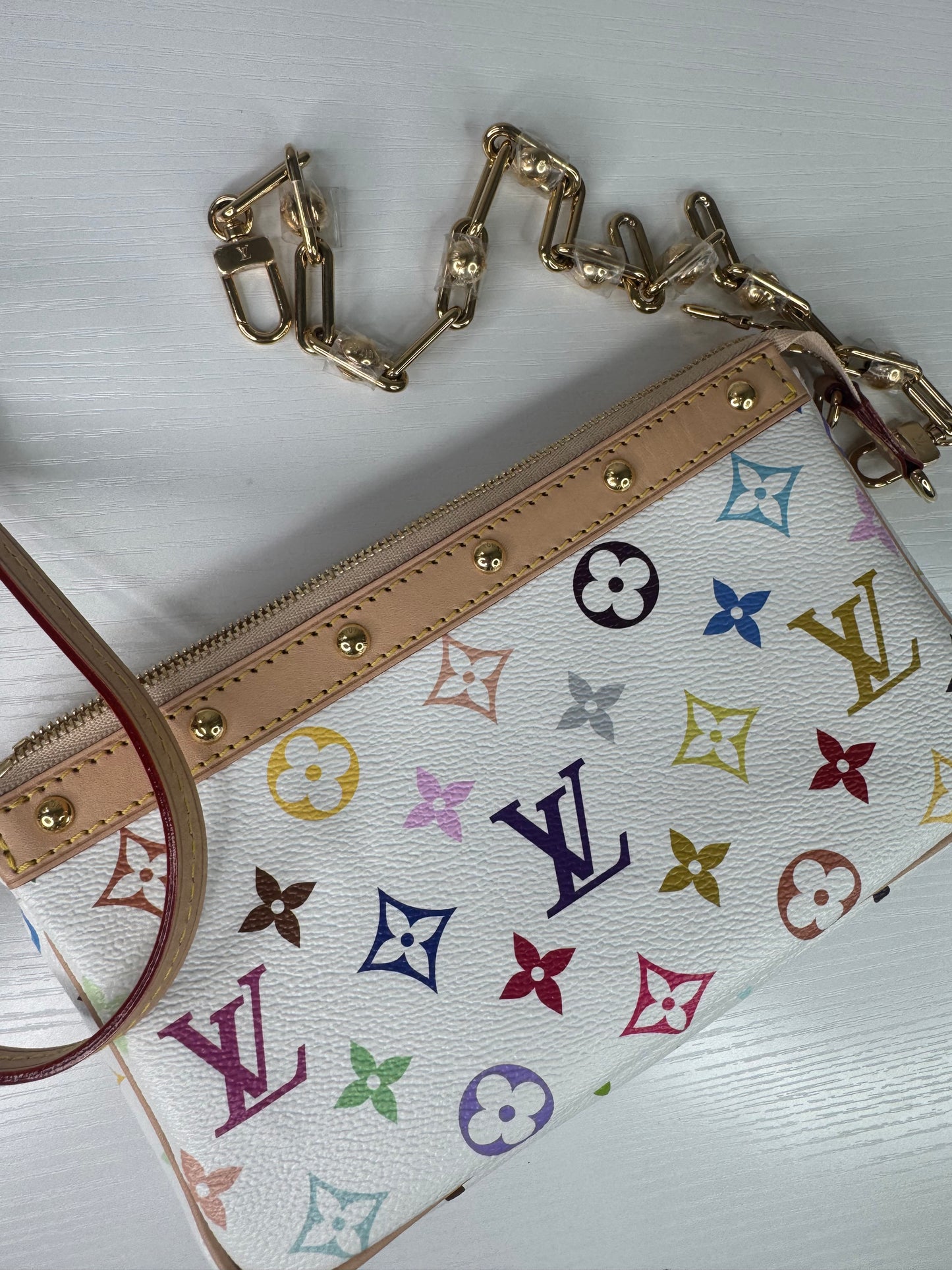 Murakami Pochette
