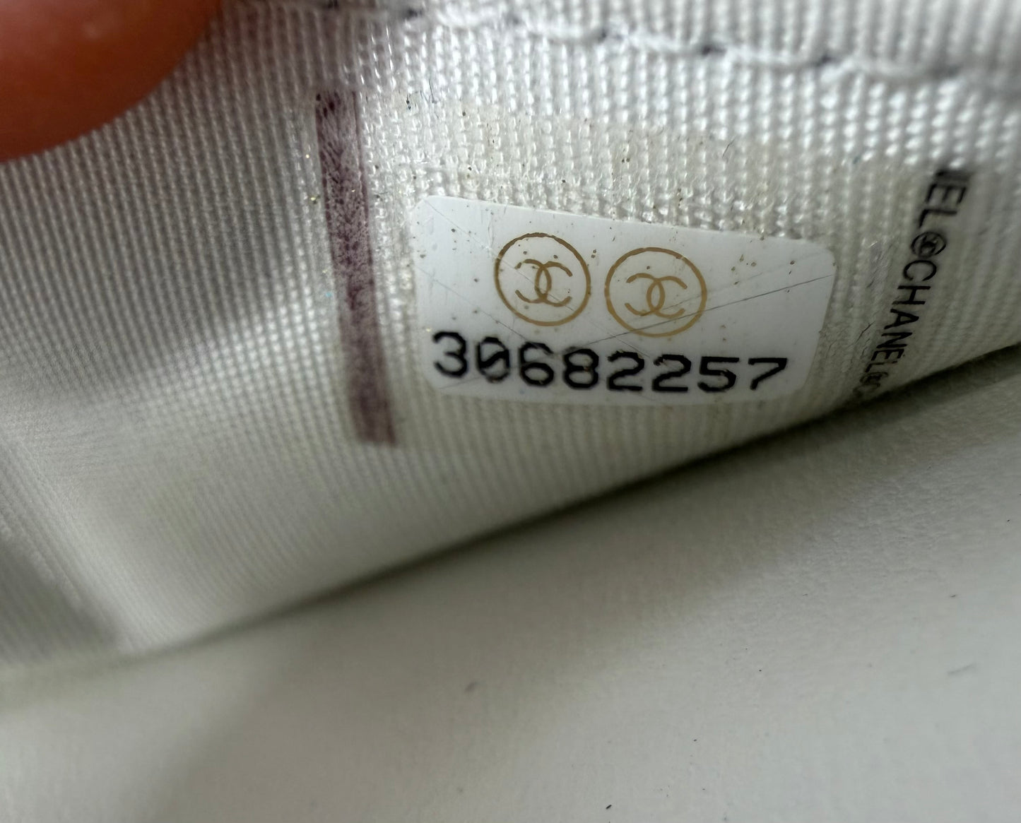 Chanel 19 WOC White