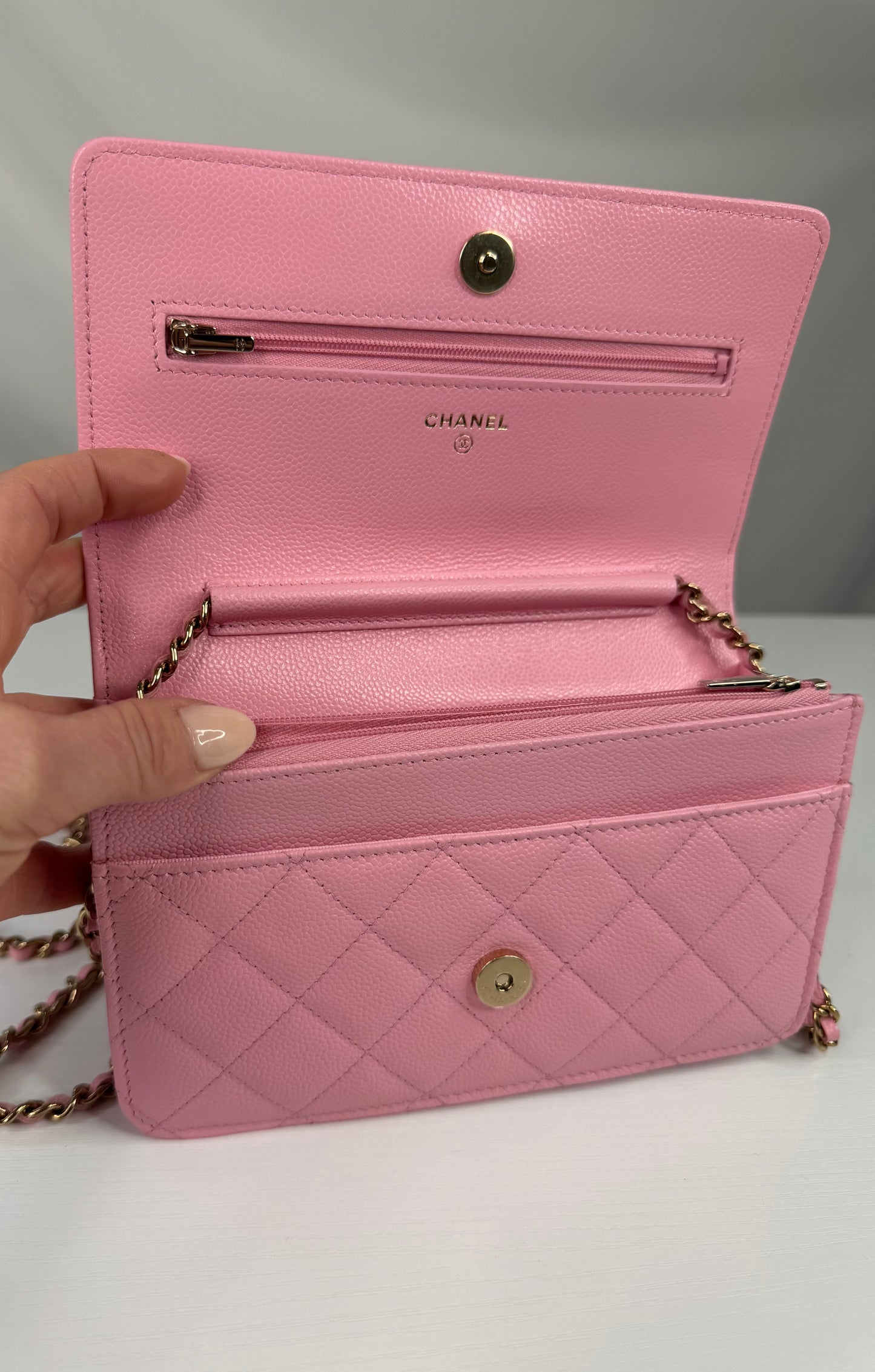 Chanel caviar woc