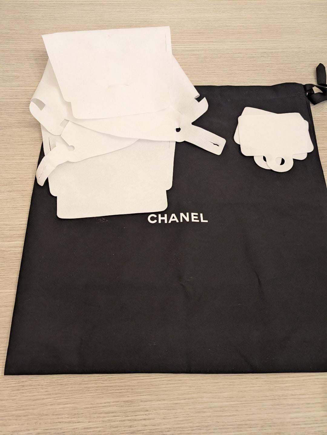 Chanel 25 Small Caviar