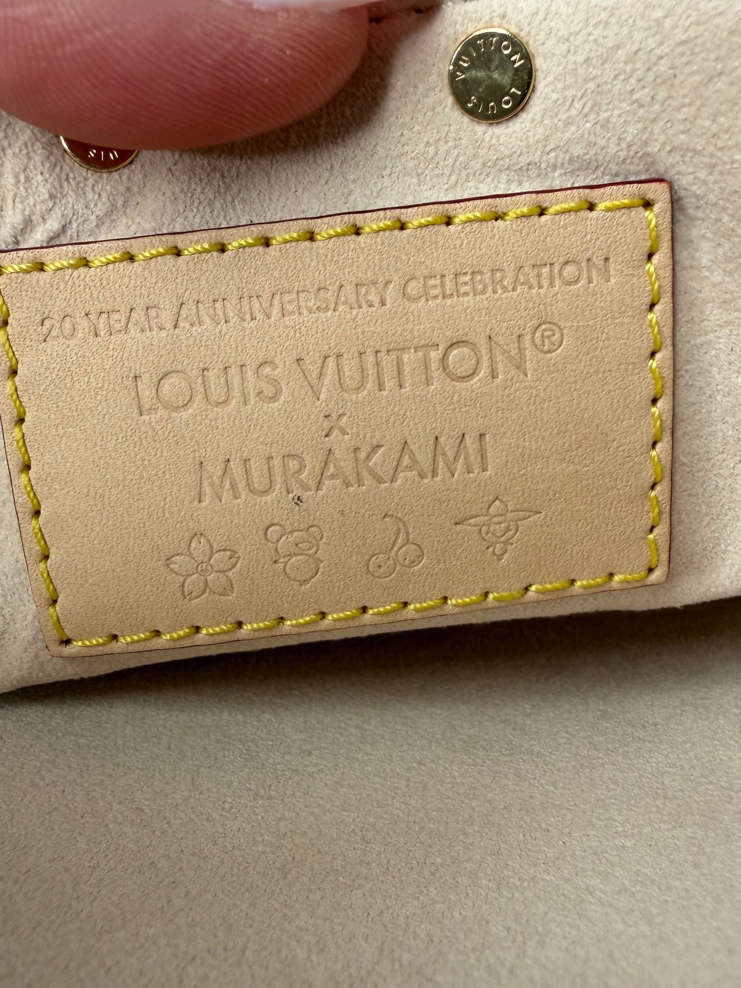 LV Murakami Pochette
