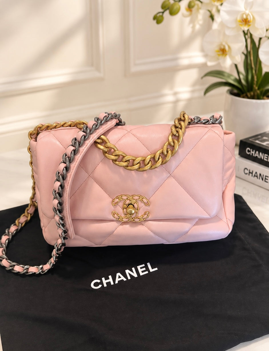 Chanel 19 Pink Medium