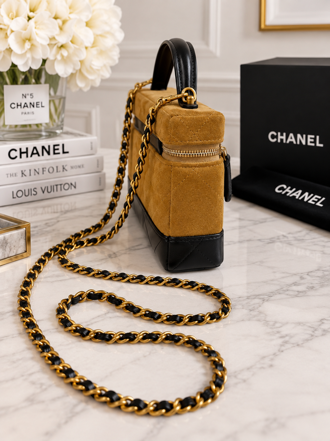 Chanel Suede Top Handle Slim Vanity Case With Chain Beige Black