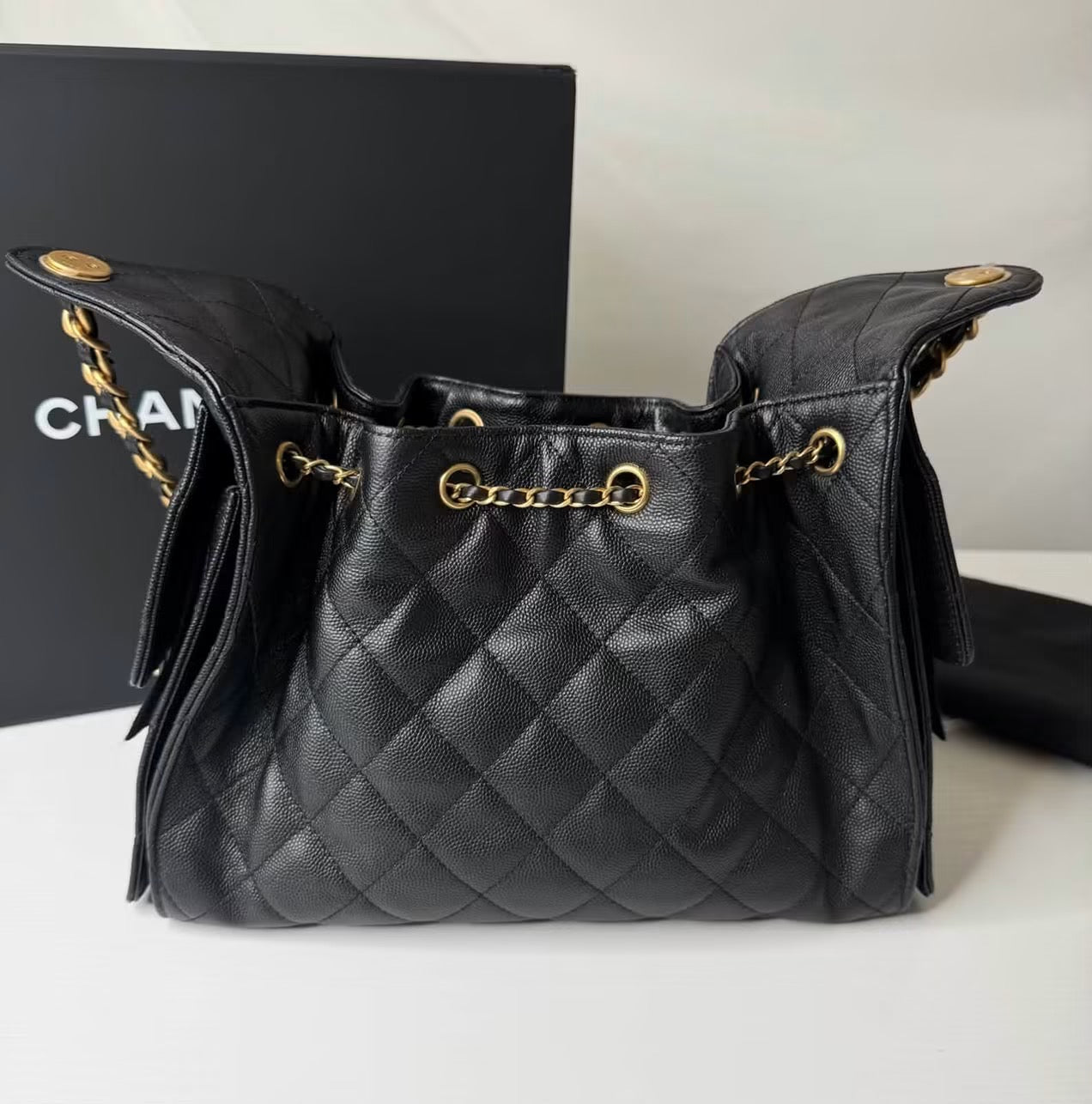 Chanel Caviar 25 Small