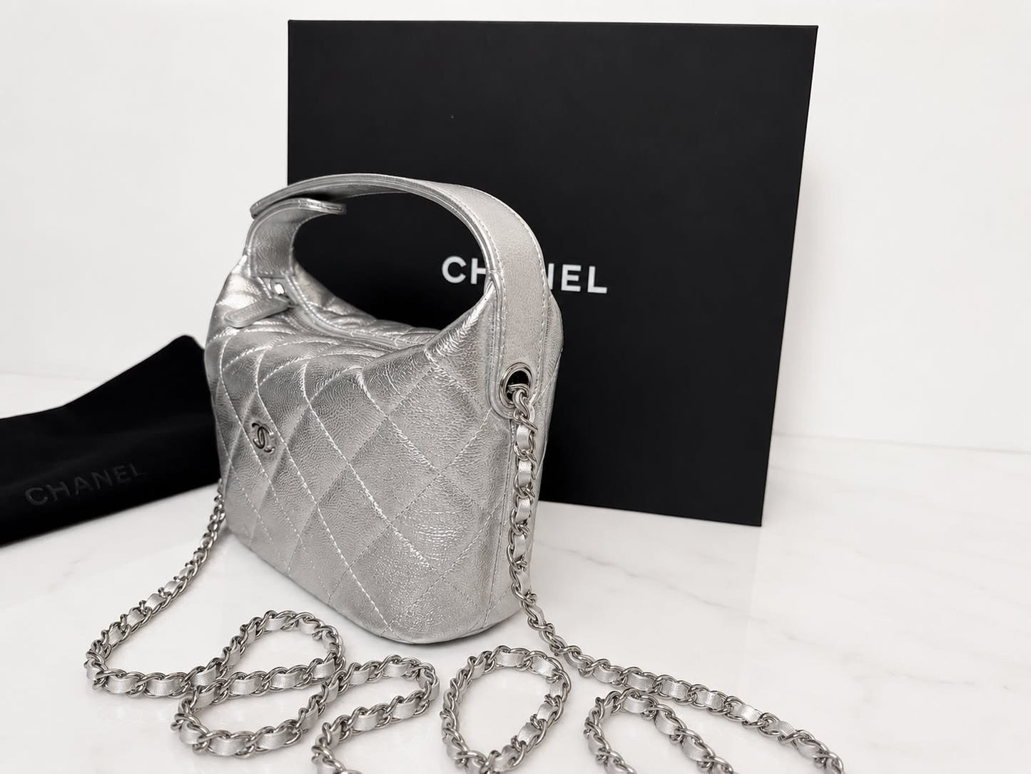 Chanel Caviar Quilted Hobo Bags Silver