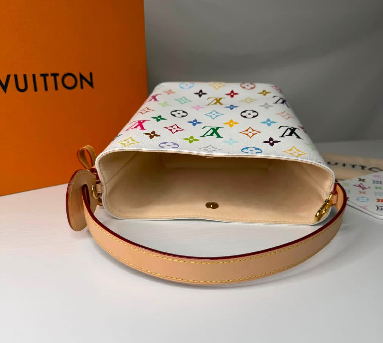 LV Murakami All In BB