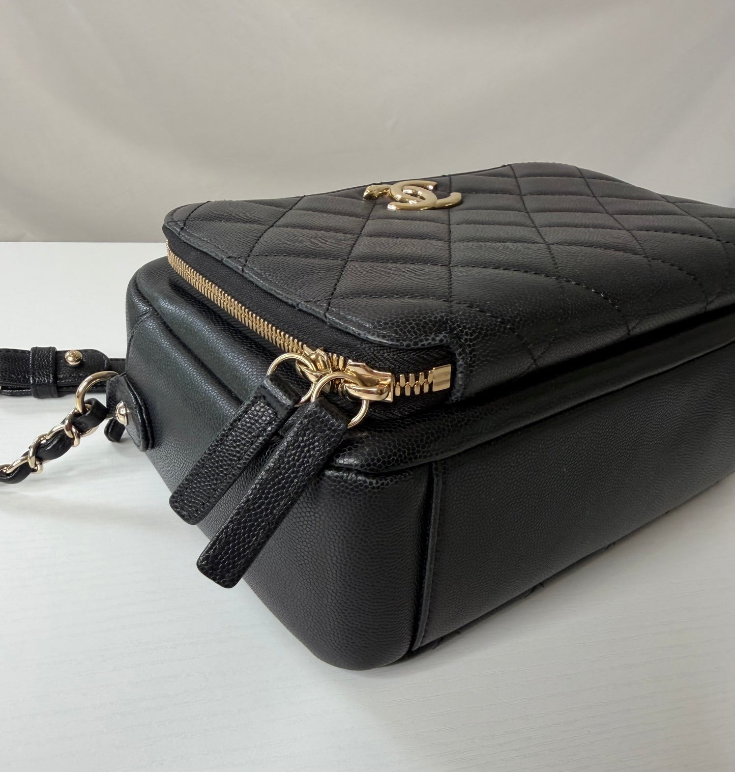 Chanel Caviar Busines Affinity Camera Bag