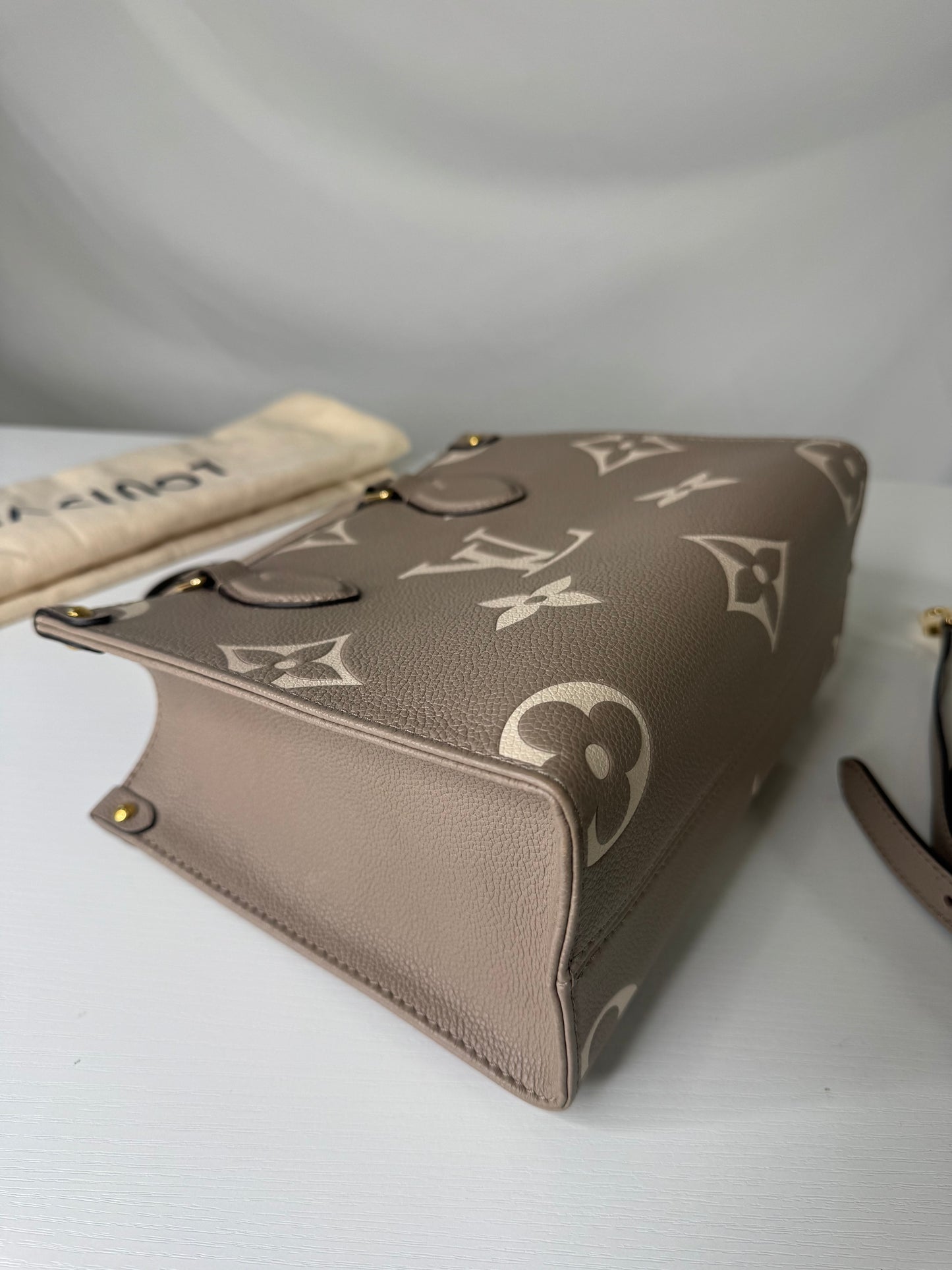 On-The-Go PM Bicolor