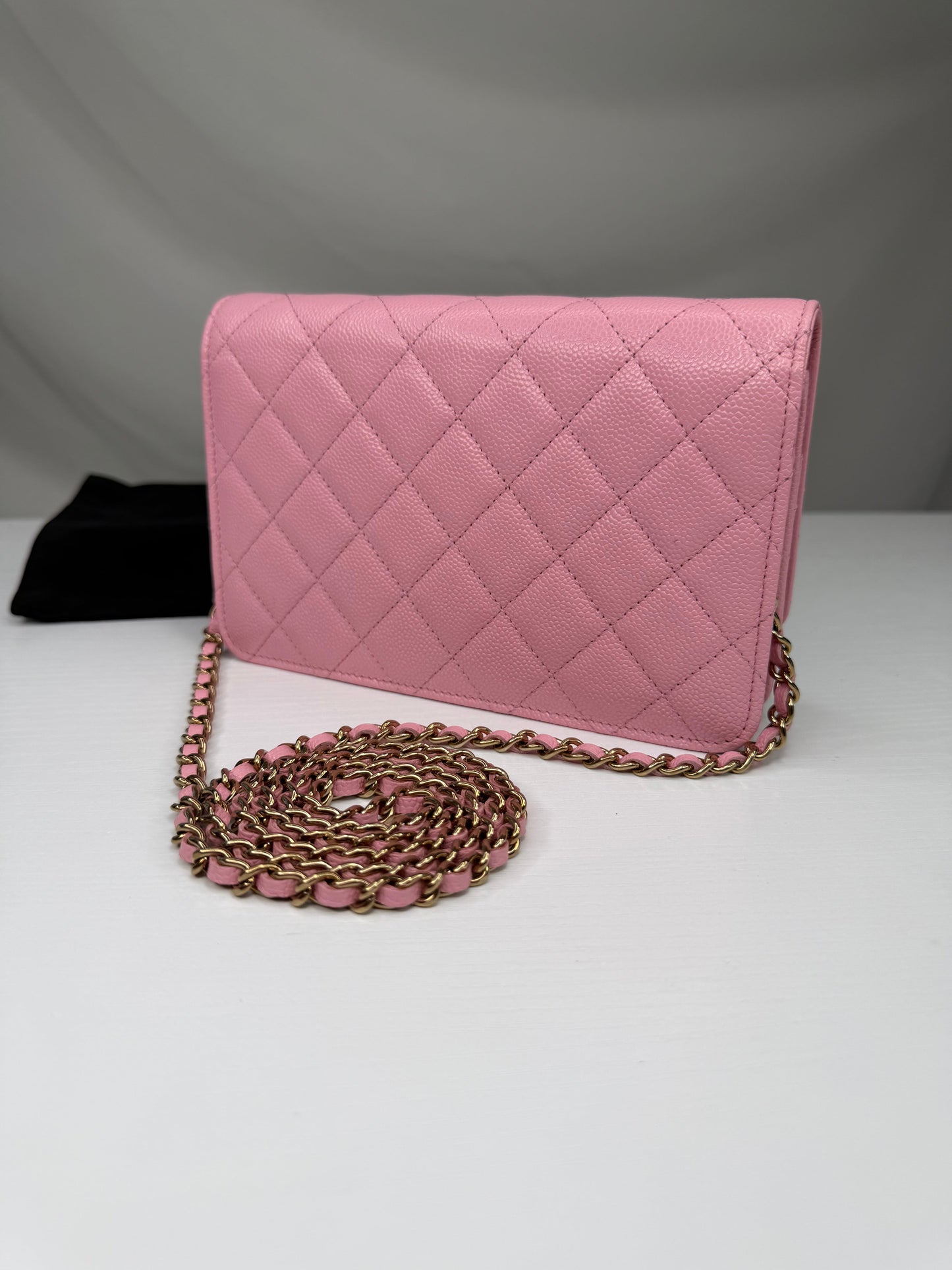 CC Caviar WOC Pink