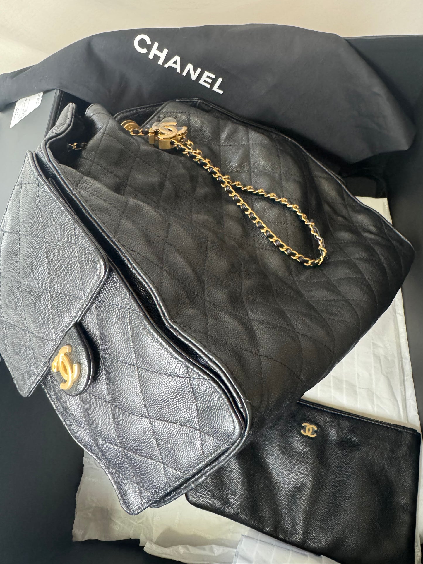 Chanel 25 Medium Black GHW