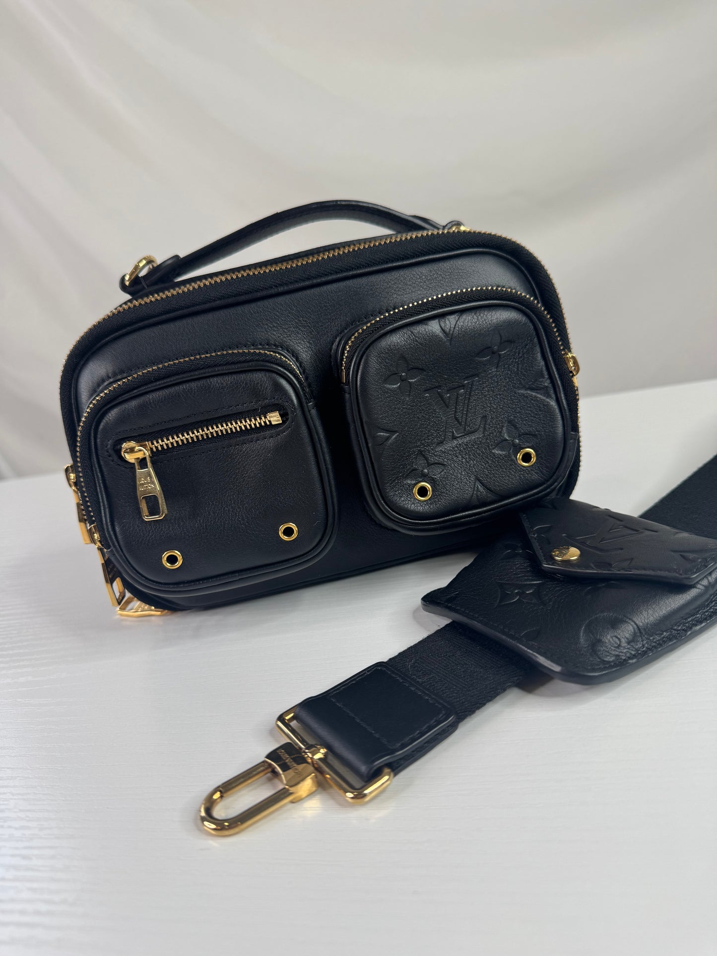 Lv Utility Black