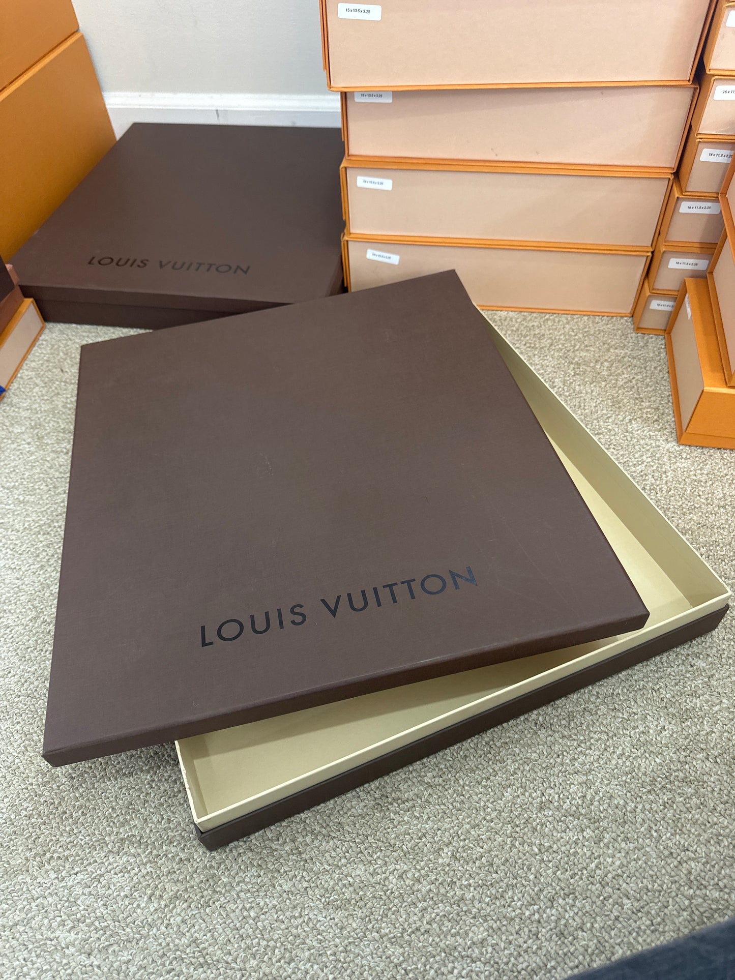 LV Box