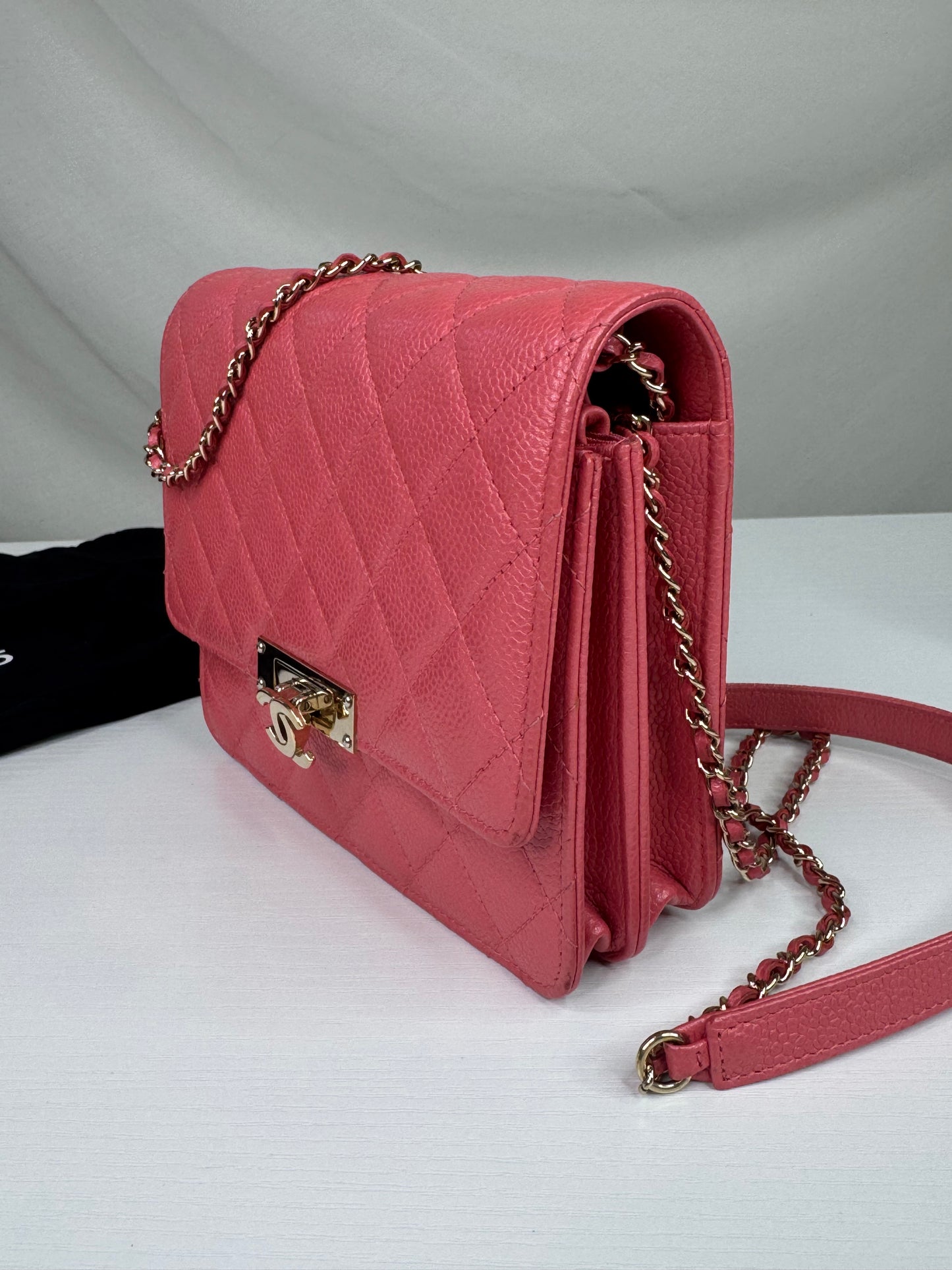 Chanel Caviar Golden Glass WOC GHW