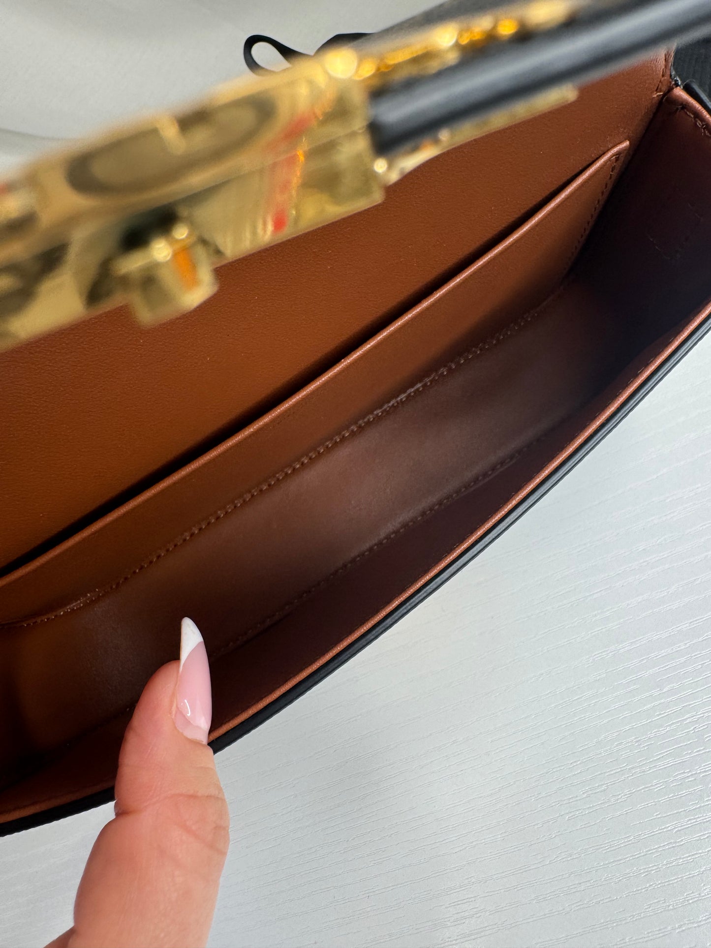 Celine Triomphe East West