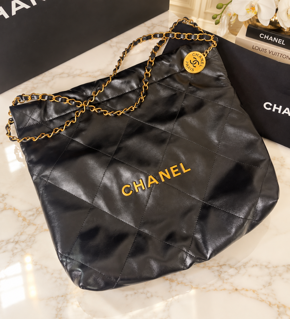 Chanel 22 Hobo Small