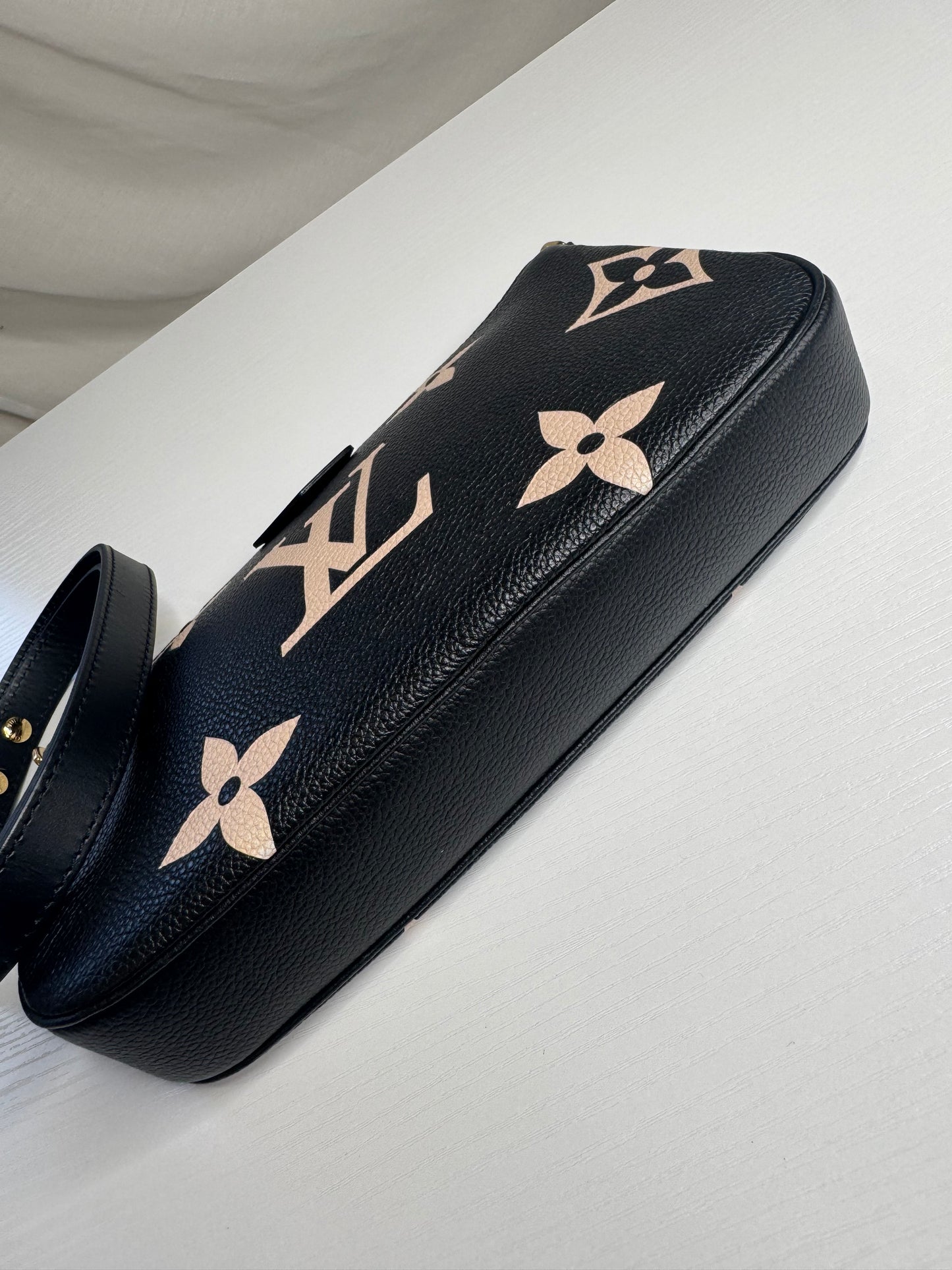 MPA Large Bicolor Pochette