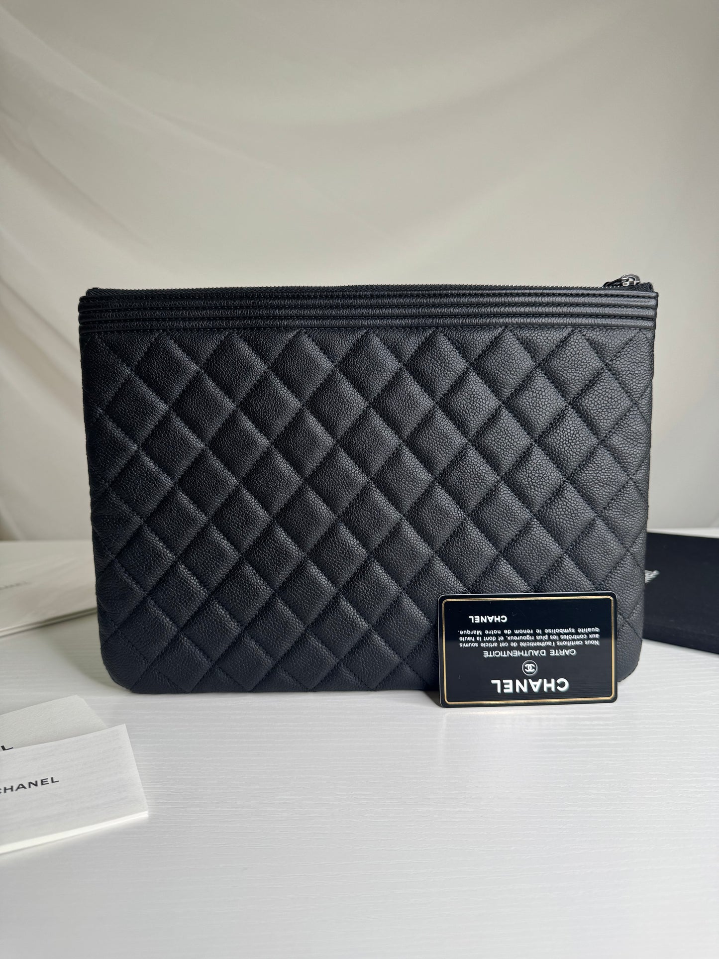 Chanel Caviar Boy Ocase medium