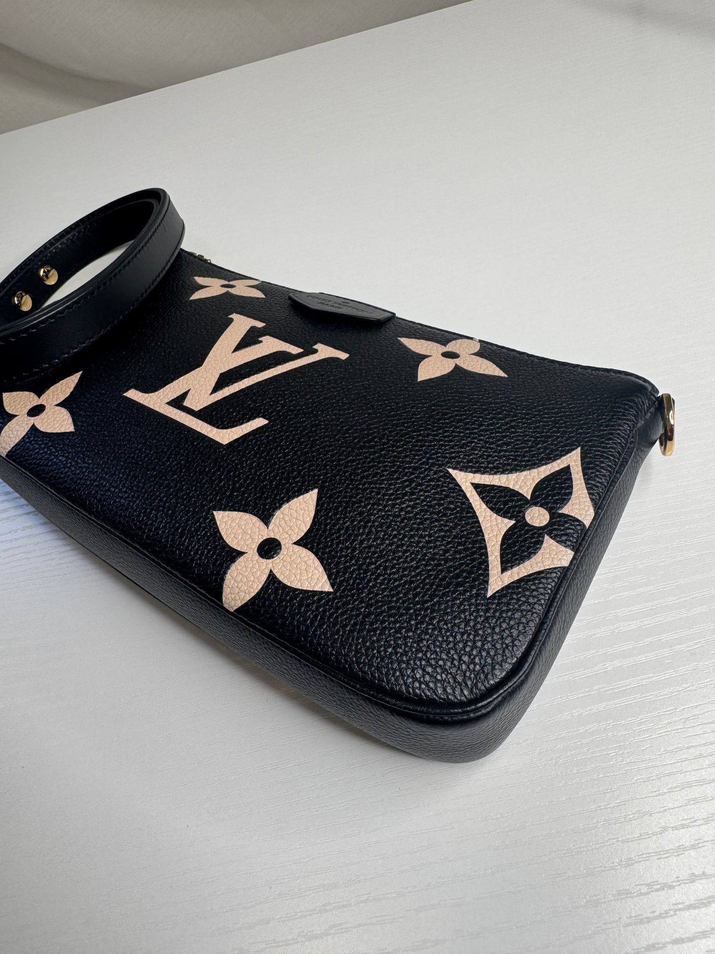 MPA Large Bicolor Pochette