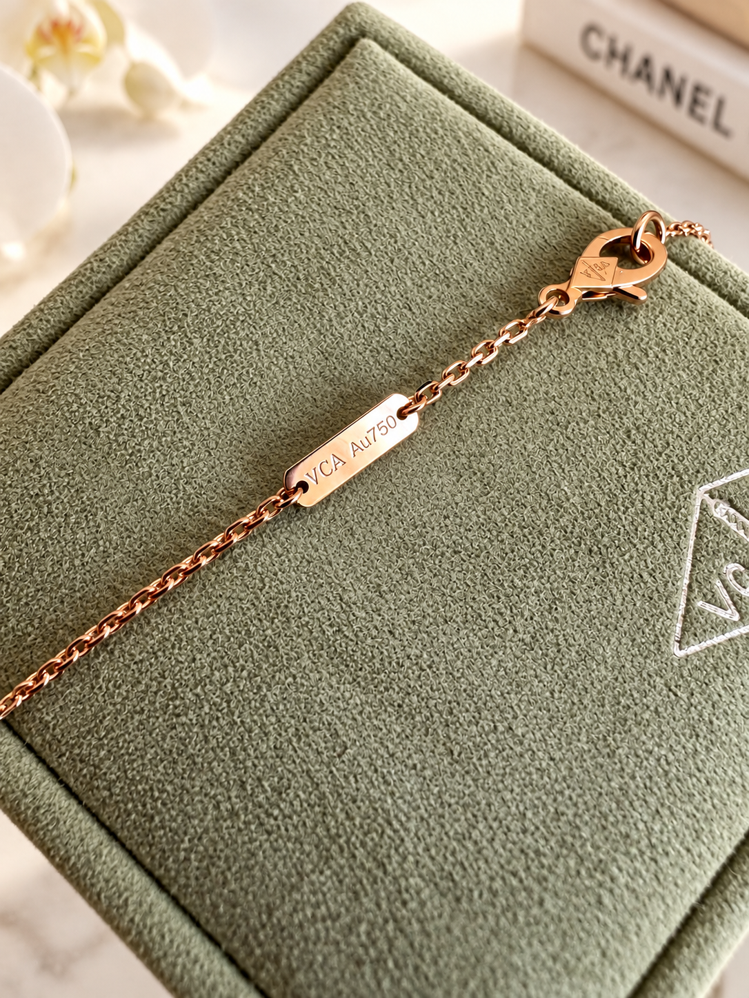 VCA 2023 Holiday Pendant