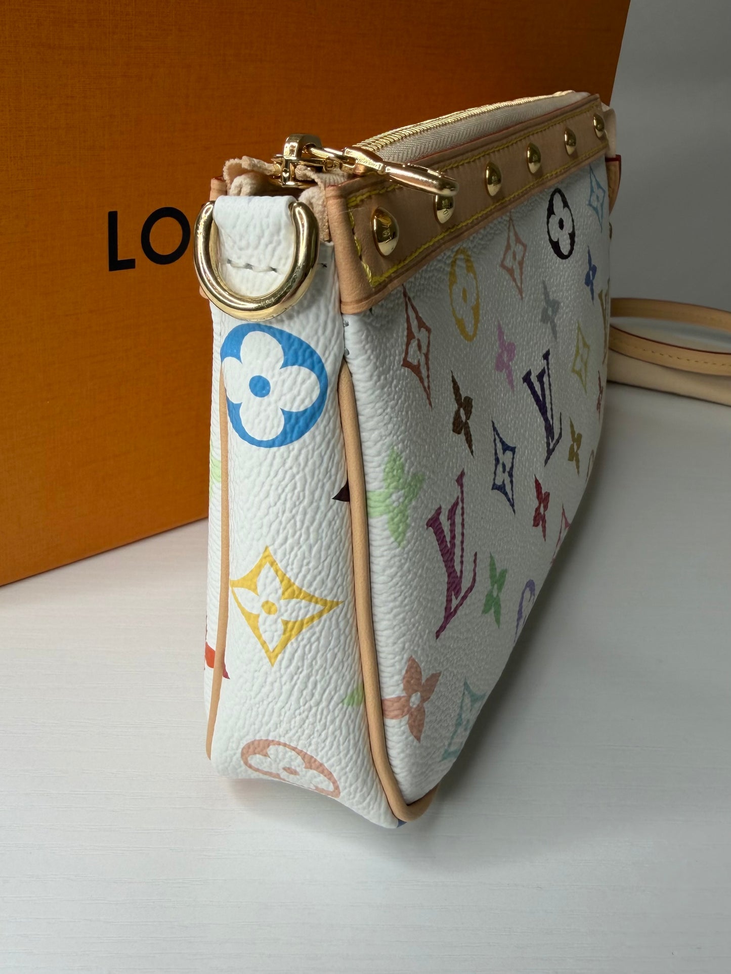 LV Murakami Pochette