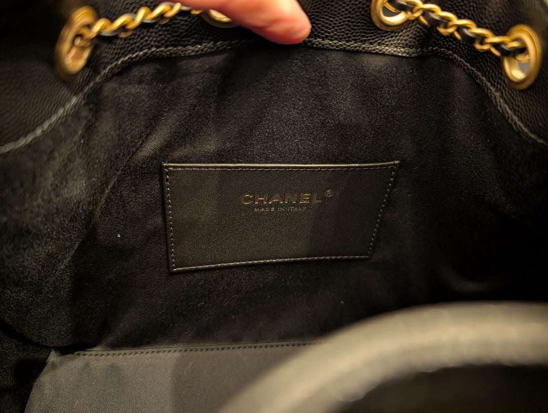 Chanel 25 Small Caviar