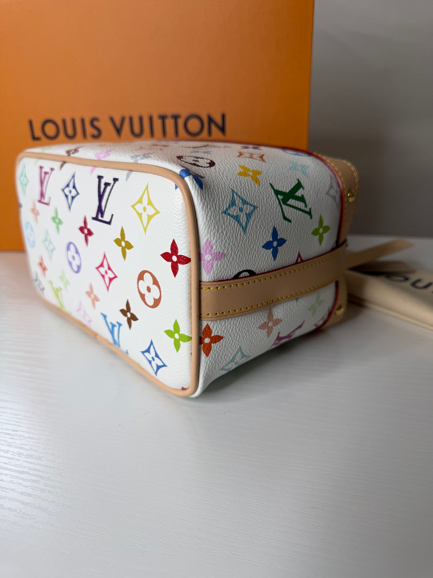 Murakami Cruiser Toiletry