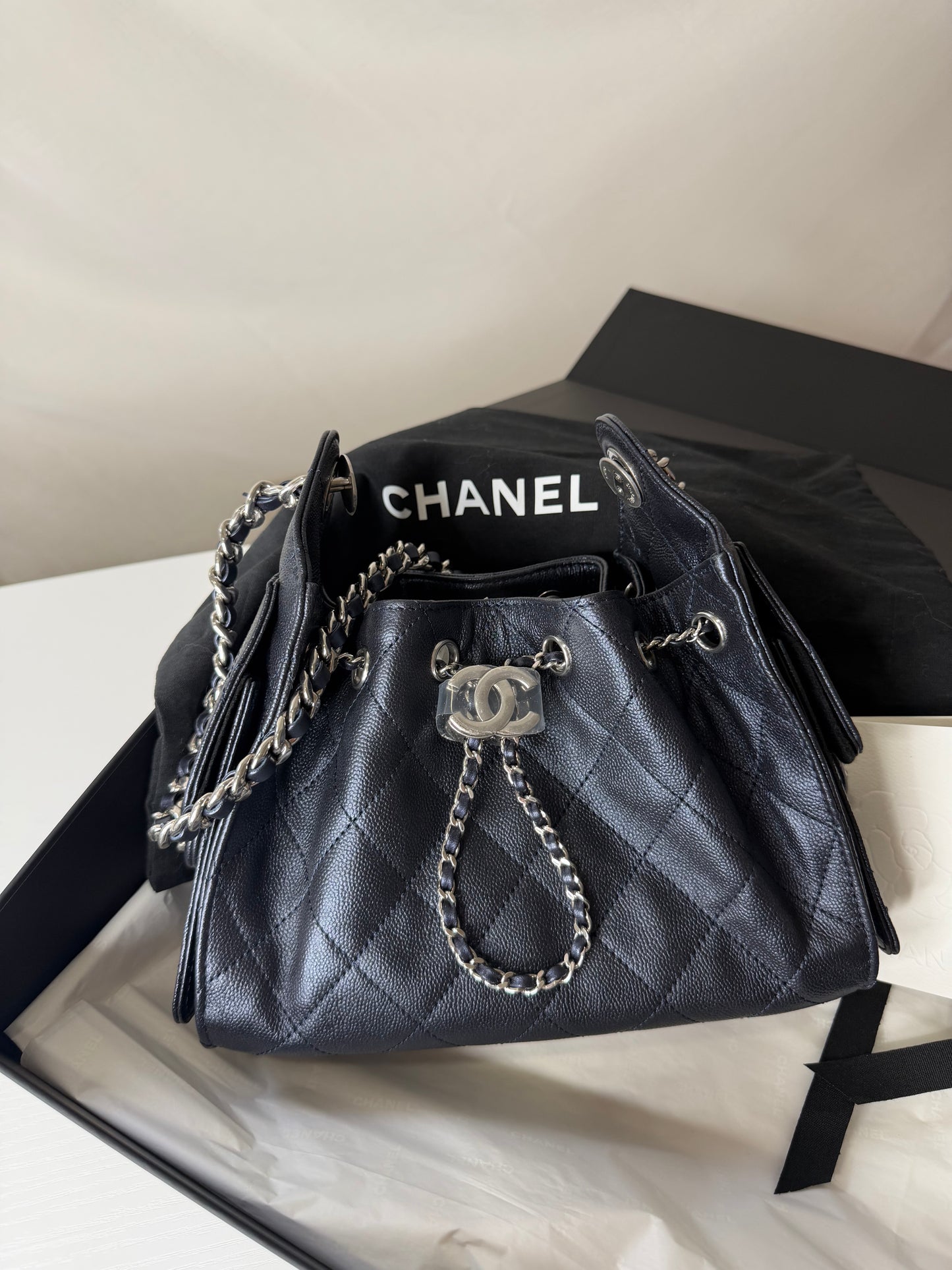 Chanel 25 Caviar Mini Metallic Navy